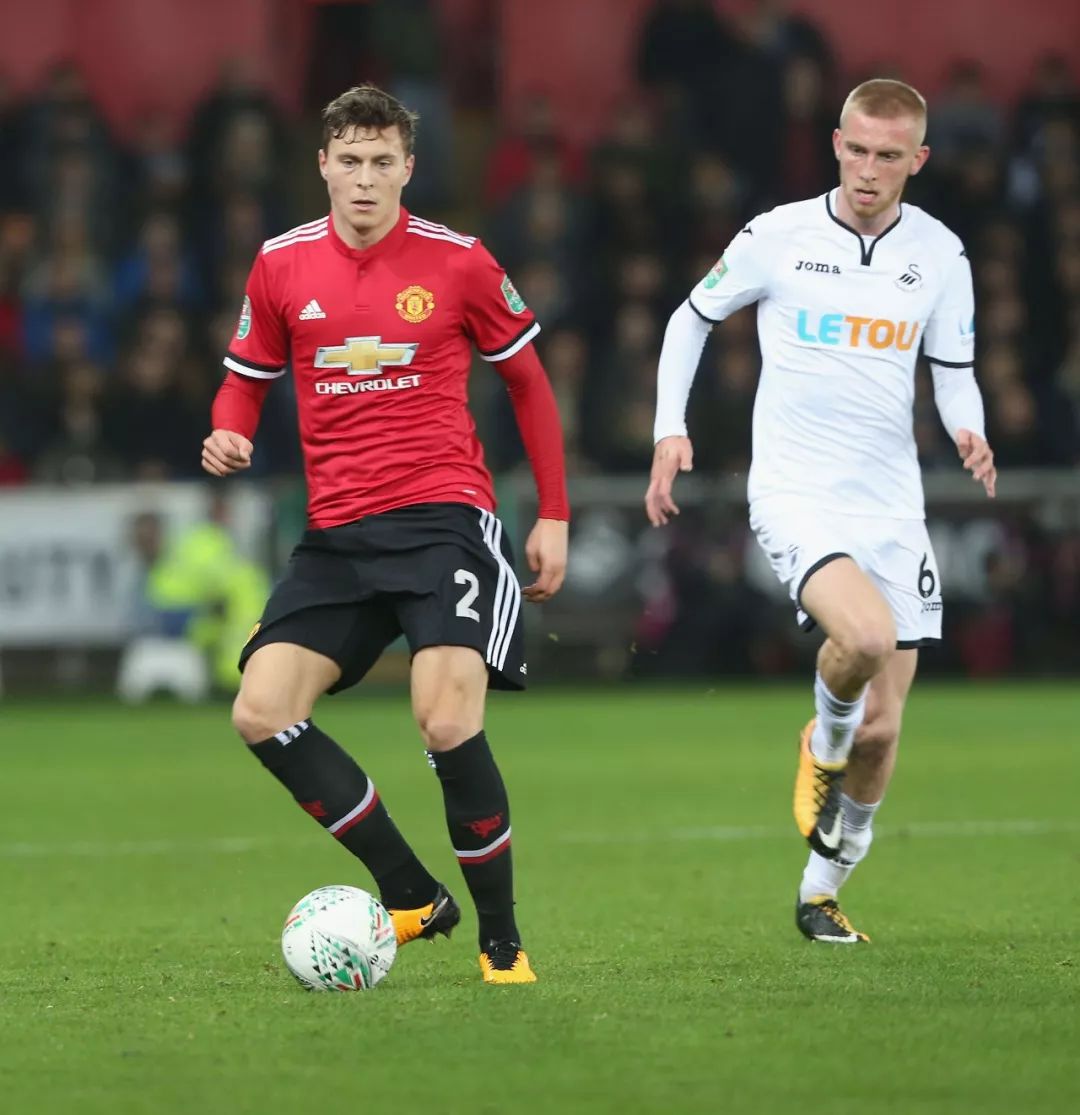 她用行动证 她用行动证